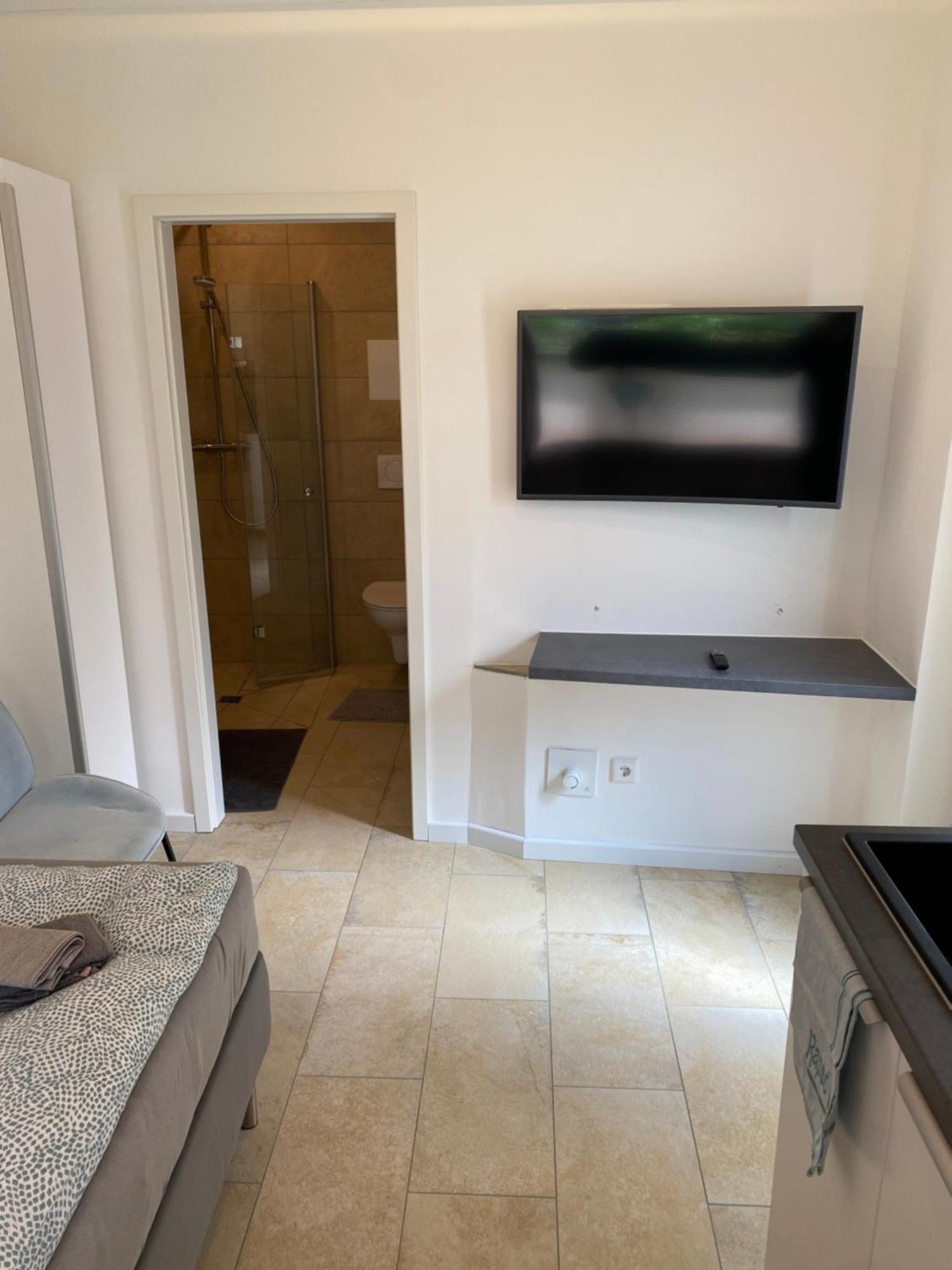 Vogelnest Vilshofen W-Lan Kueche 24H Checkin Apartamento Vilshofen an der Donau Exterior foto